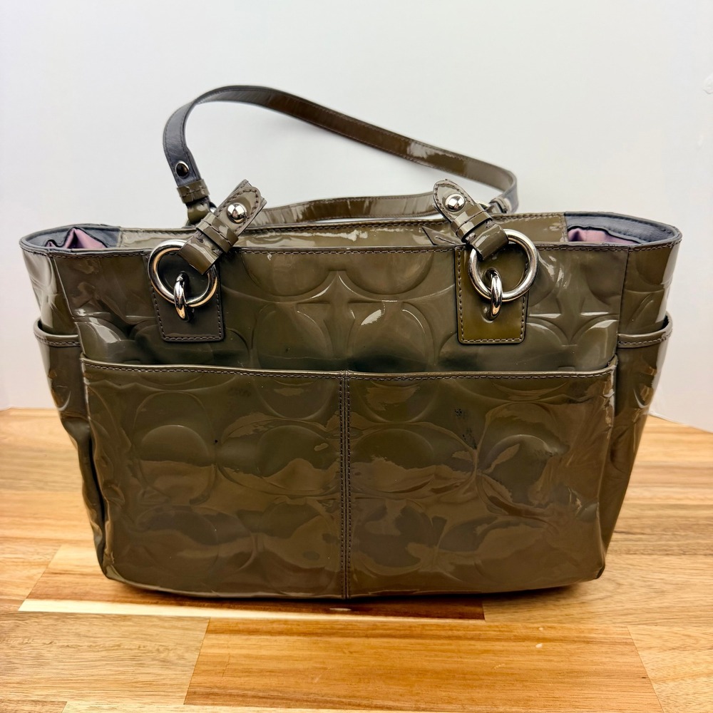 Coach Signature Embossed Patent Leather Tote Bag Olive Green Silver Hardware - Picture 3 of 13